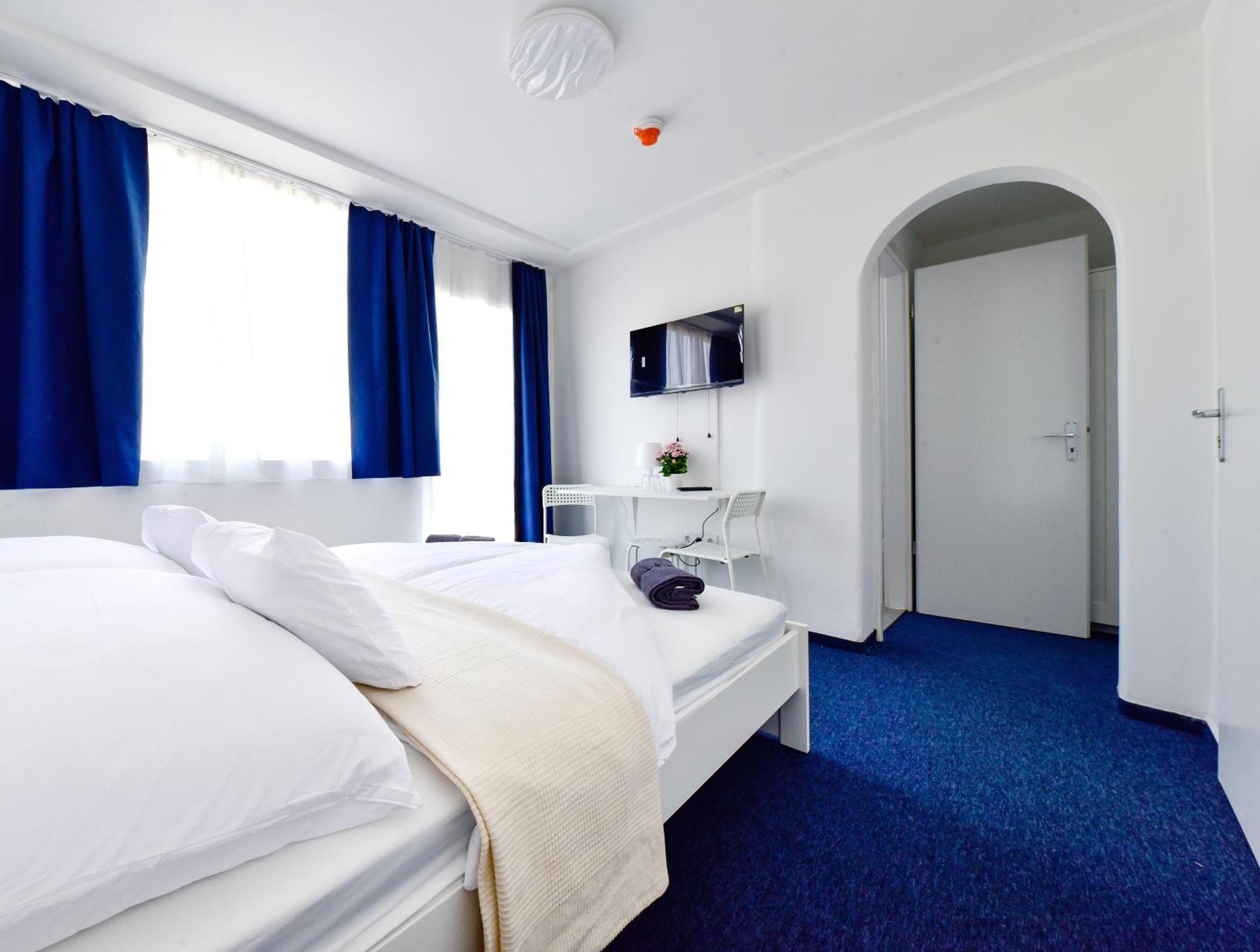 זמראדי Zama Hotel מראה חיצוני תמונה