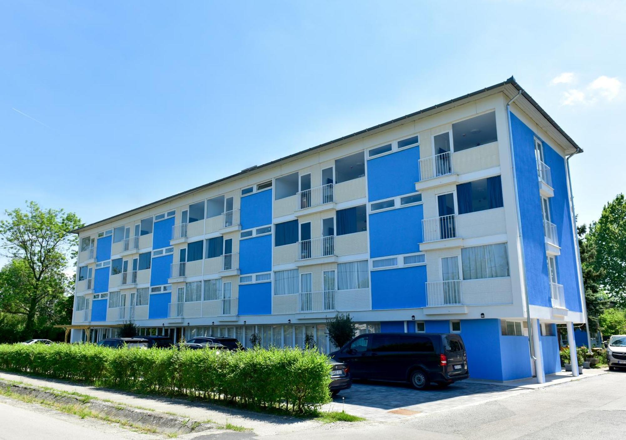 זמראדי Zama Hotel מראה חיצוני תמונה