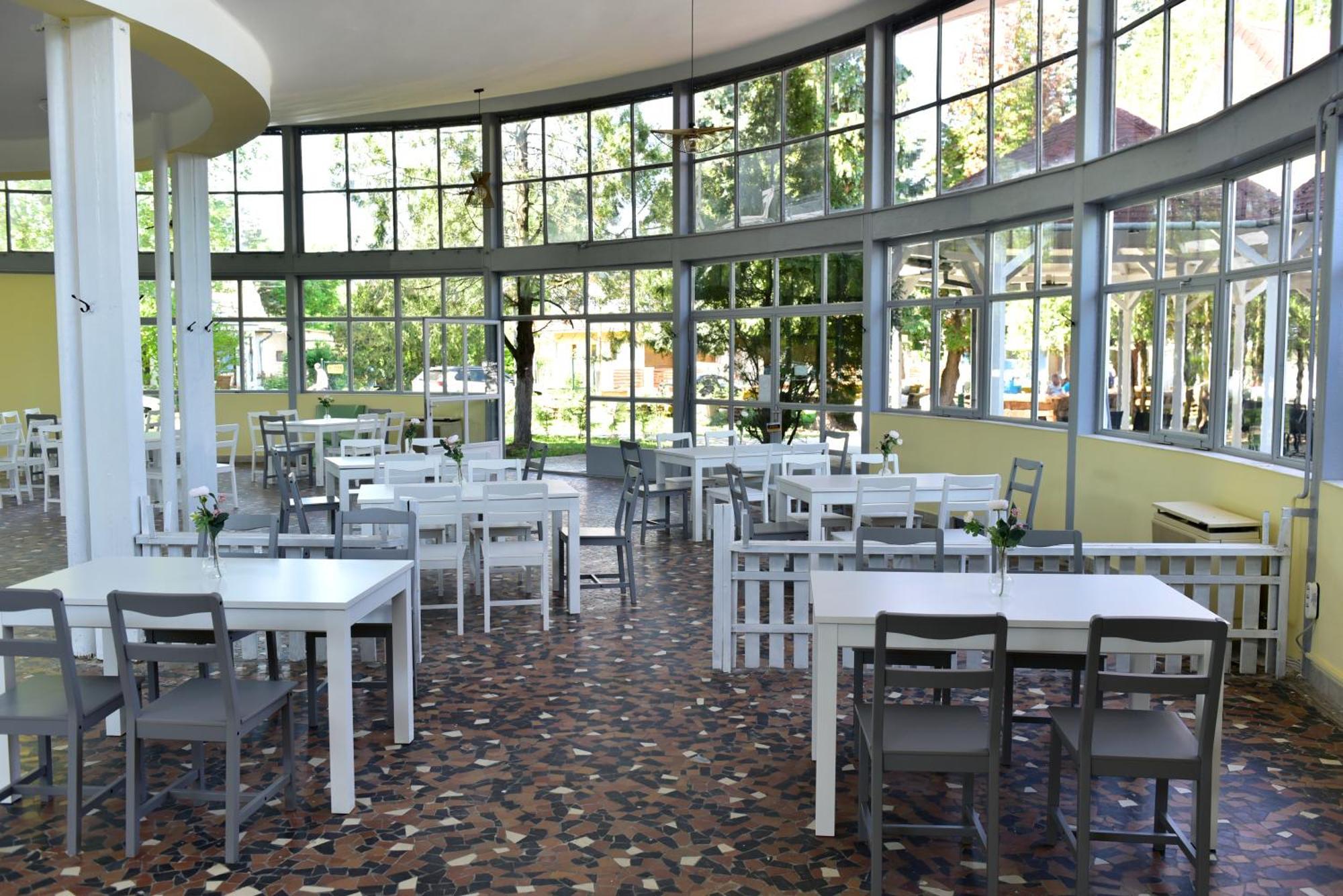 זמראדי Zama Hotel מראה חיצוני תמונה